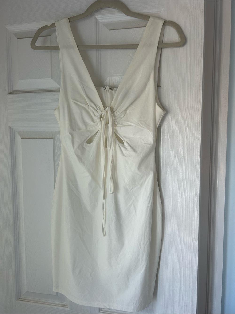 Blue Blush White Tie-Front Mini Dress size medium